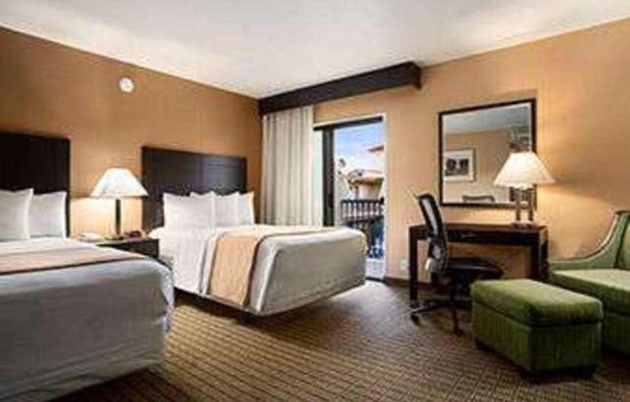 Palihotel Hollywood Near Universal